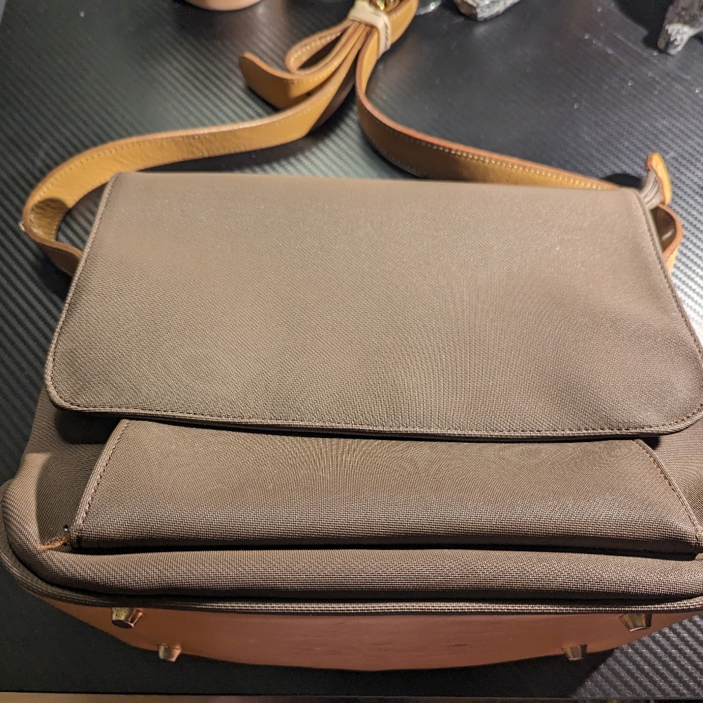 Brics Crossbody Bag